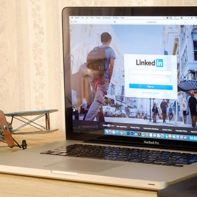 How To Market To Your Audience Using LinkedIn