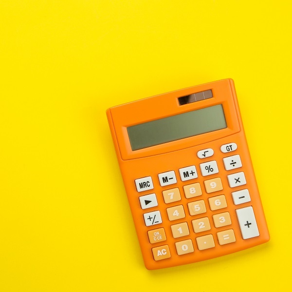 A calculator to determine how much SEO costs.