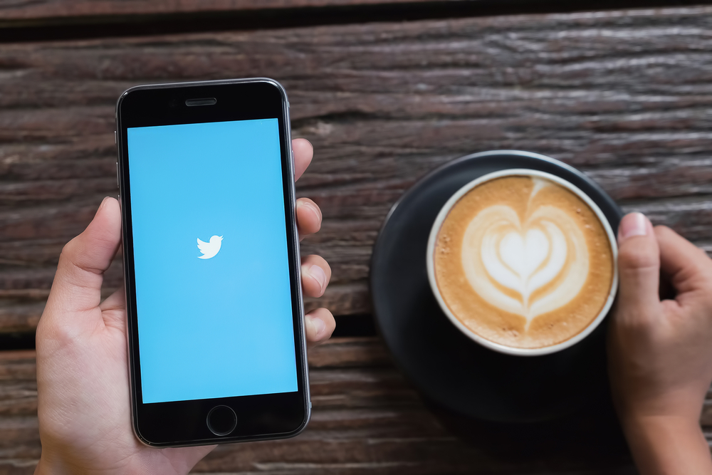 Optimizing Your Business or Brand on Twitter Optimizing Your Business or Brand on Twitter