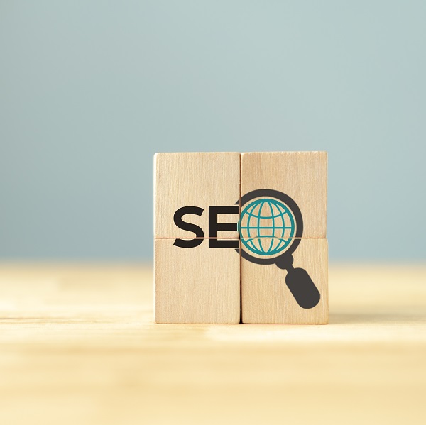 SEO, Search Engine Optimization ranking concept. Digital market difference-between-technical-seo-and-traditional-seo