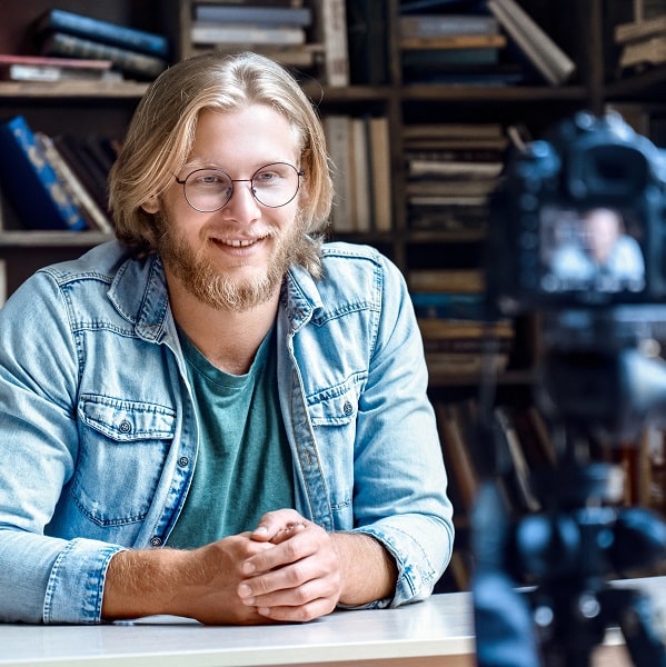 How Influencer Ads Can Solve Your Content Marketing Problems